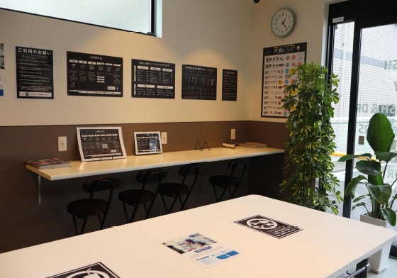 issen COIN LAUNDRY様　内観写真