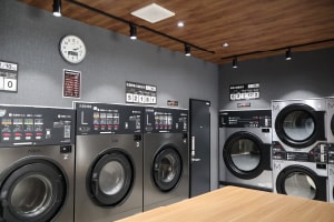 Whitopia 美野島店　内観2